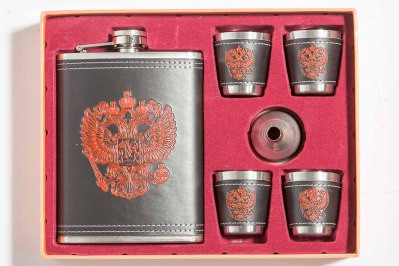 Фляжка подарочная